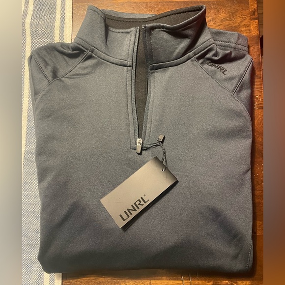 UNRL Elite Quarter-Zip II - Picture 2 of 5